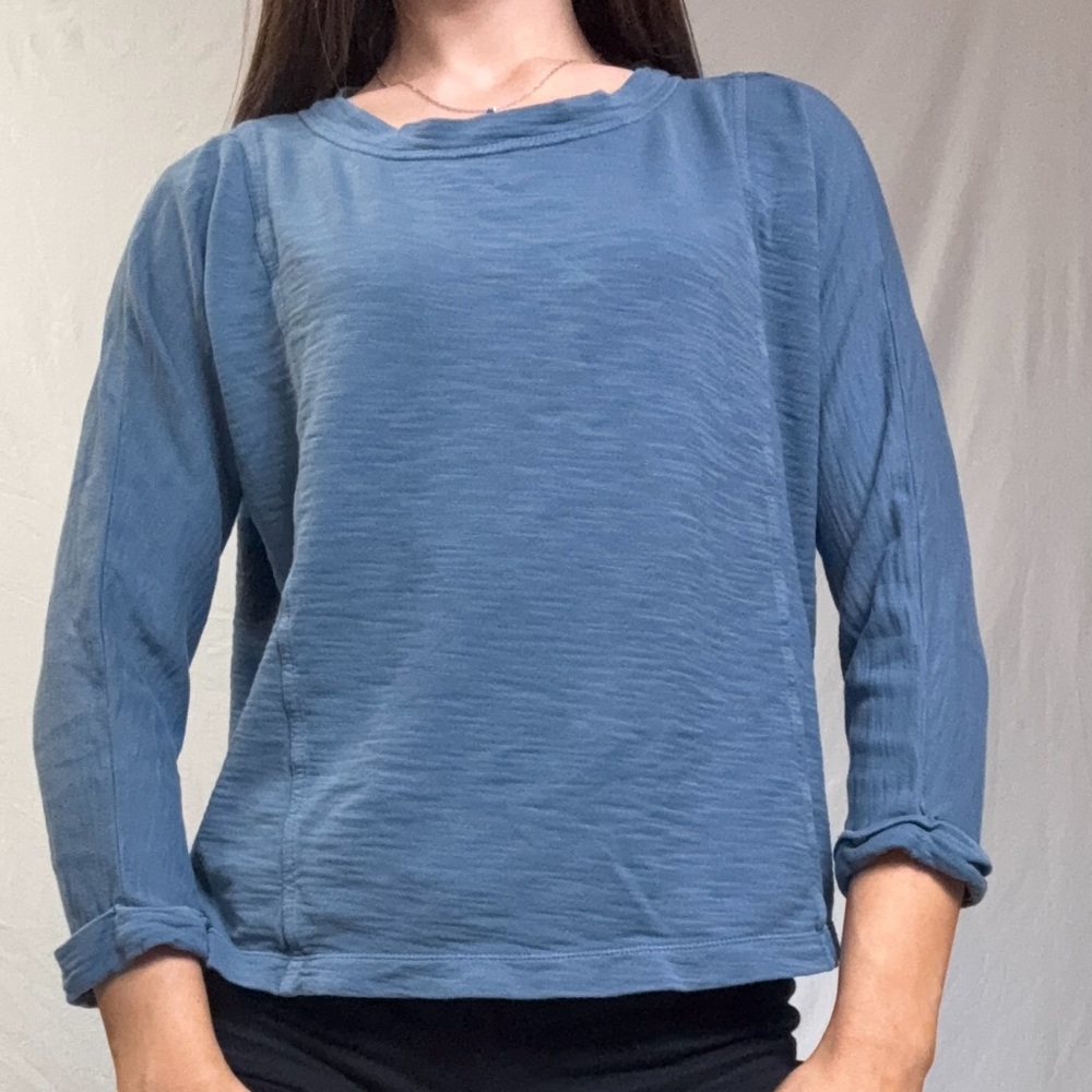Blue Women's Long Sleeve Lightweight Top